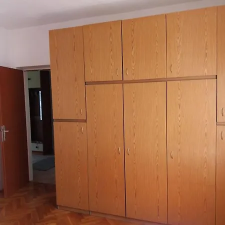 Apartamento Holiday Zrnovo *