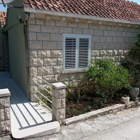 Appartement Holiday Zrnovo *
